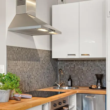 Big Kitchen Washing & Dryer Wi-fi Feeling *